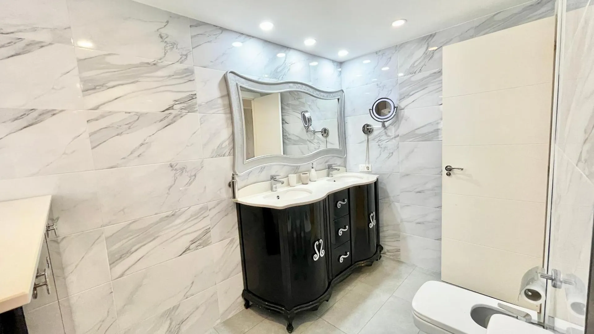 Marbella Del Mar Seafront III - Eaw Homes 0*,